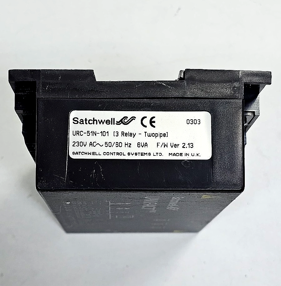 (1 Piece) Satchwell | URC51N101 | Controller | 230V AC | Made in UK3