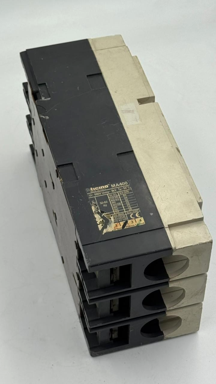 Bticino | MA400 | 320A | circuit breaker (MCCB) | Made in Italy5