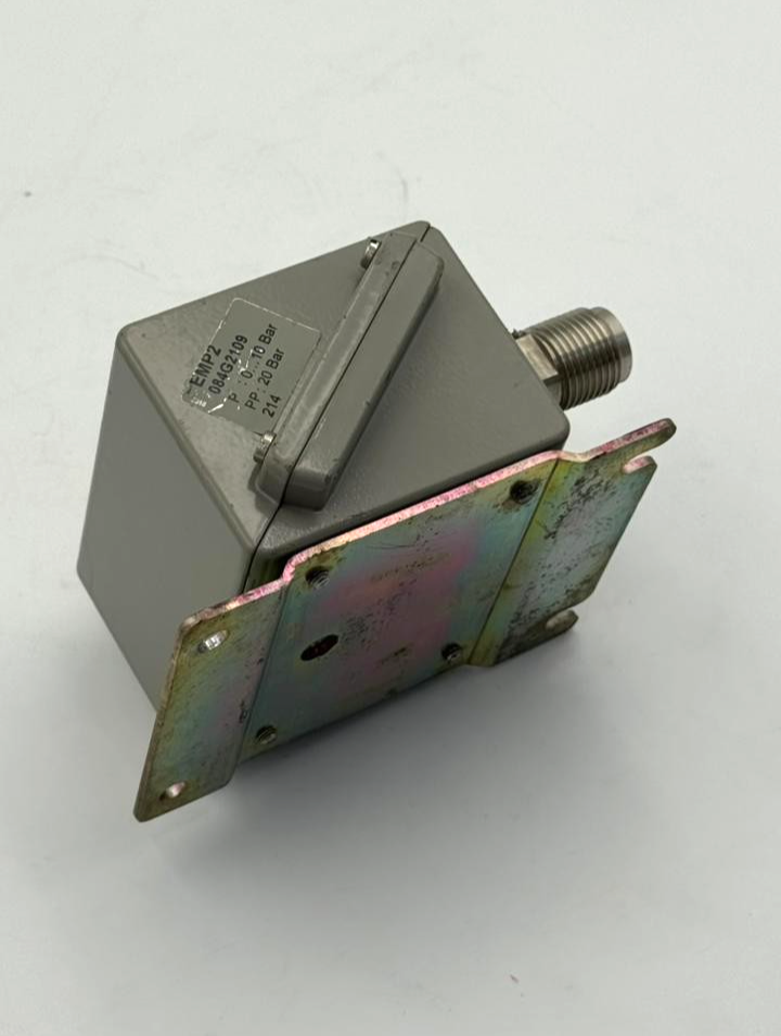 Danfoss EMP2 084G2109| Pressure Transmitter | 010 Bar Range | 420 mA output1