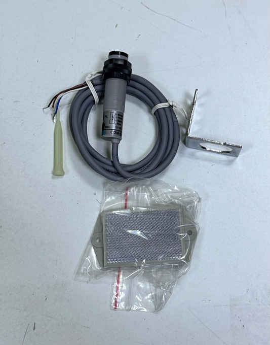 Fotek | CDM2MAX+MR1 | M18 Photo Sensor | Fast Shipping1