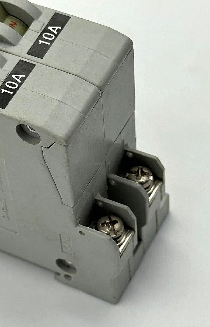 DACO DCP52DR Circuit Protector | 10A6