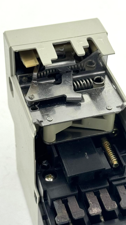 Telemecanique LB1LB03P06 Protection Module | 1.6A | Made in France5