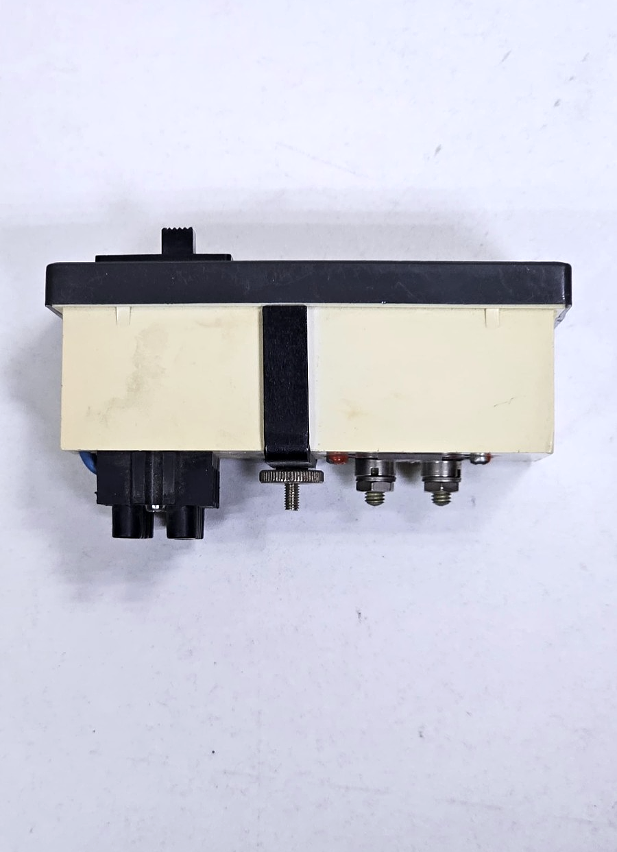 Neuberger  | Analog Panel Ammeter | 0103