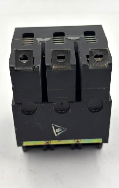 Circuit Breaker 30A | Made in Dominican Republic7