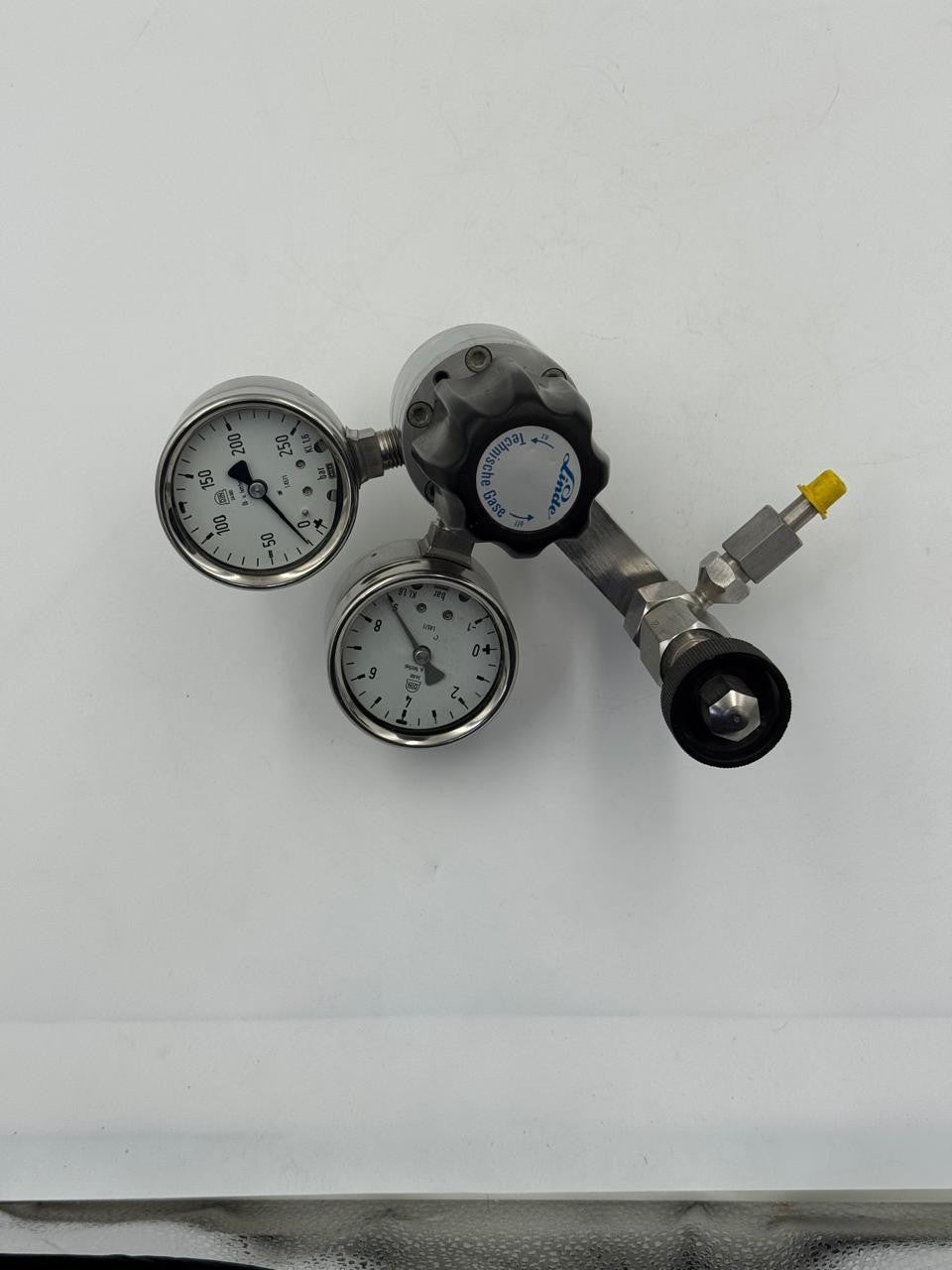 Helium Leak TestedFMD 60002 A – Corrosive Test Gas, Max 200 Bar6