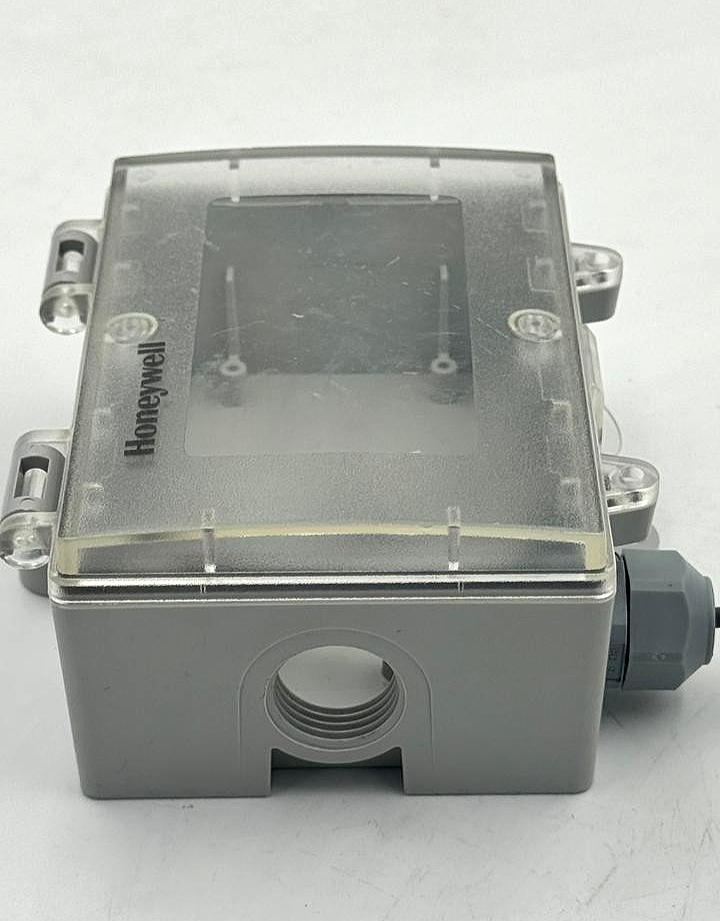 Honeywell  Differential Pressure Transmitter box7