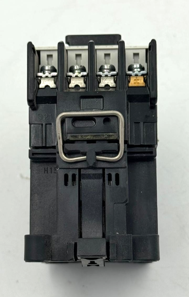 Fuji Electric SC03 Magnetic Contactor | 20A | Made in Japan11