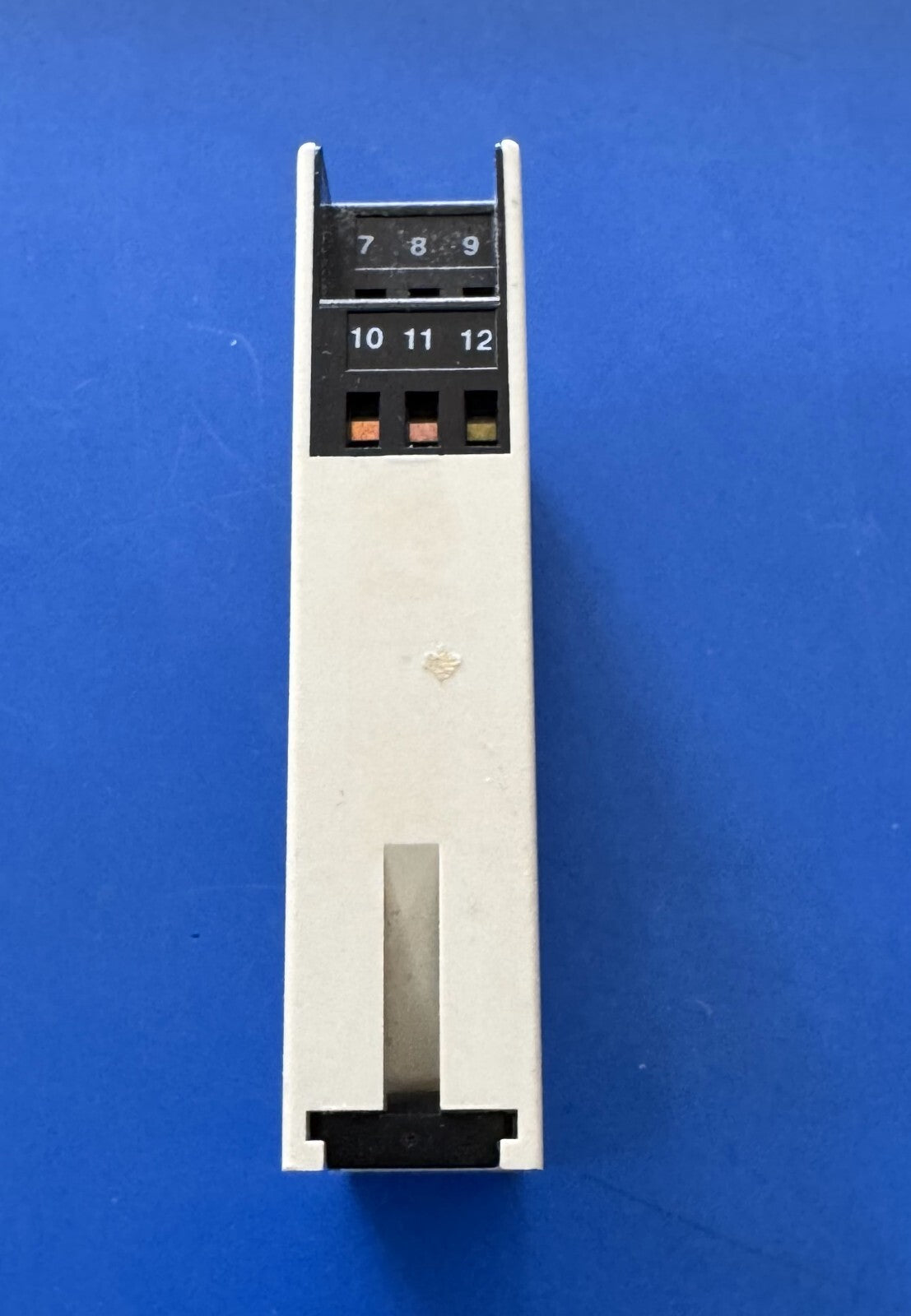 SENSORIK SNG220ACMinMax Sensor Controller – 230V AC, 24V DC Sensor Supply2