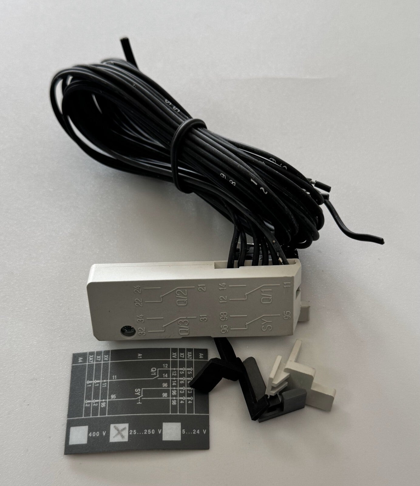 ABB SACE ISD AO51370 R1 Contact Module – Relay Terminal Layout & Voltage4
