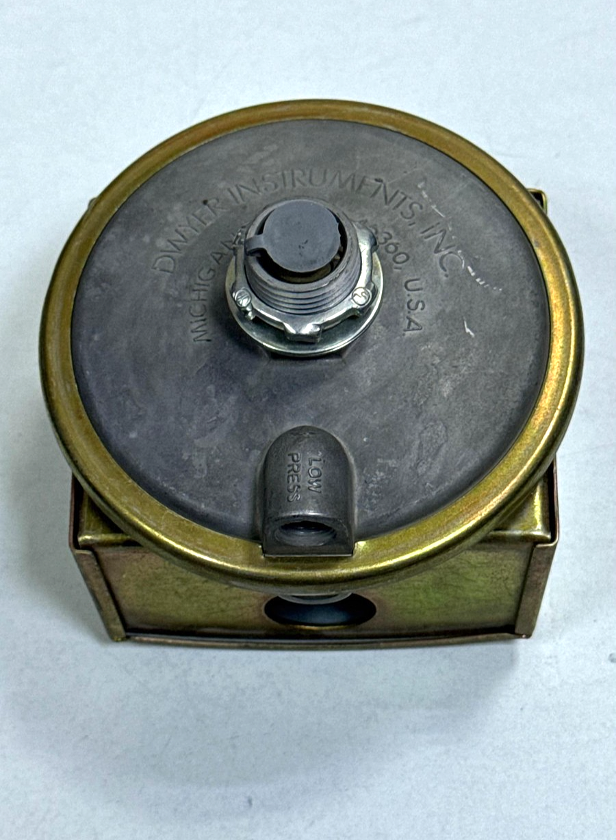 Dwyer Instruments | 18230 | Pressure Switch | Made in USA6
