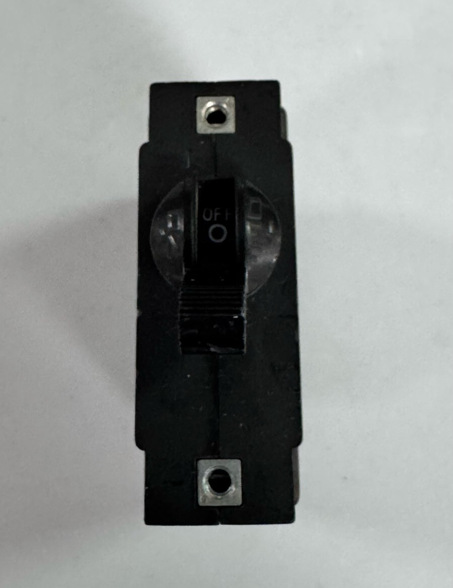 Airpax IEG6357621V Line Switch  30A,  Max 80V, 53 Delay,|  37.5 Trip Amps0