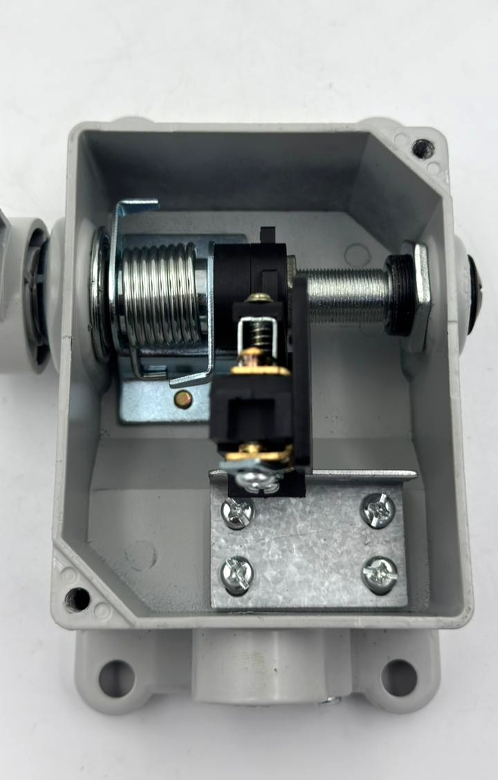 Yuda LX33-11 Limit Switch | 400V AC / 220V DC | 10A | Travel Switch10
