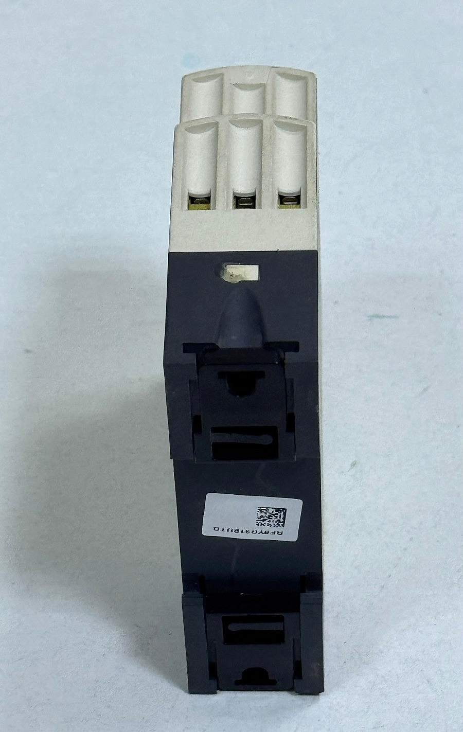 Schneider Electric | RE8YG31BU | Industrial Timing Relay – Made in Indonesia3