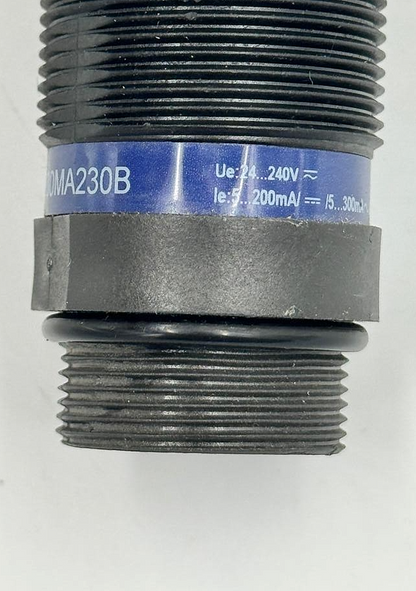 Telemecanique XS4P30MA230B Proximity Sensor | Made in France2