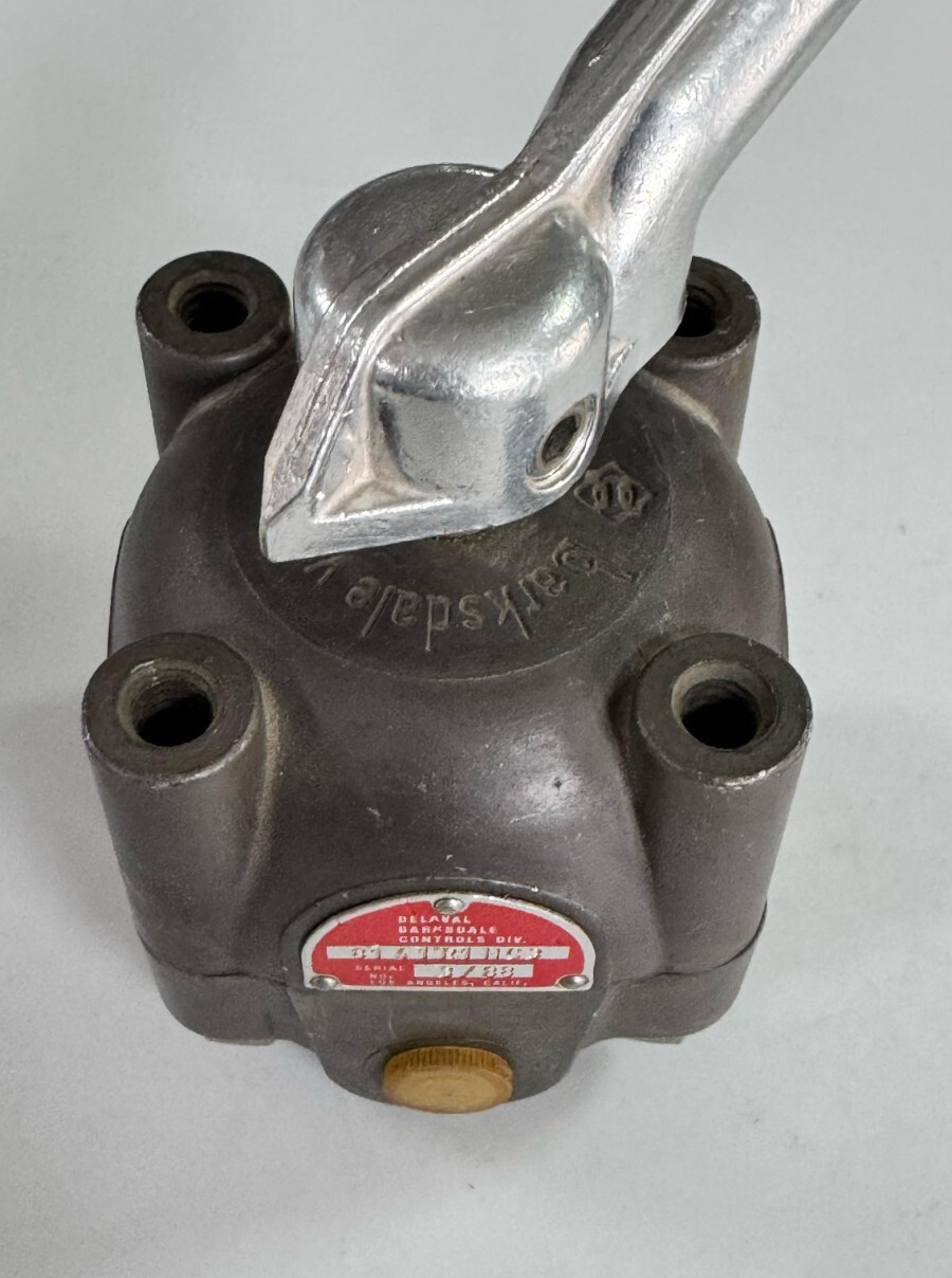 DELAVAL Barksdale Controls 8741R1HC3 Pressure Control | Industrial Equipment3