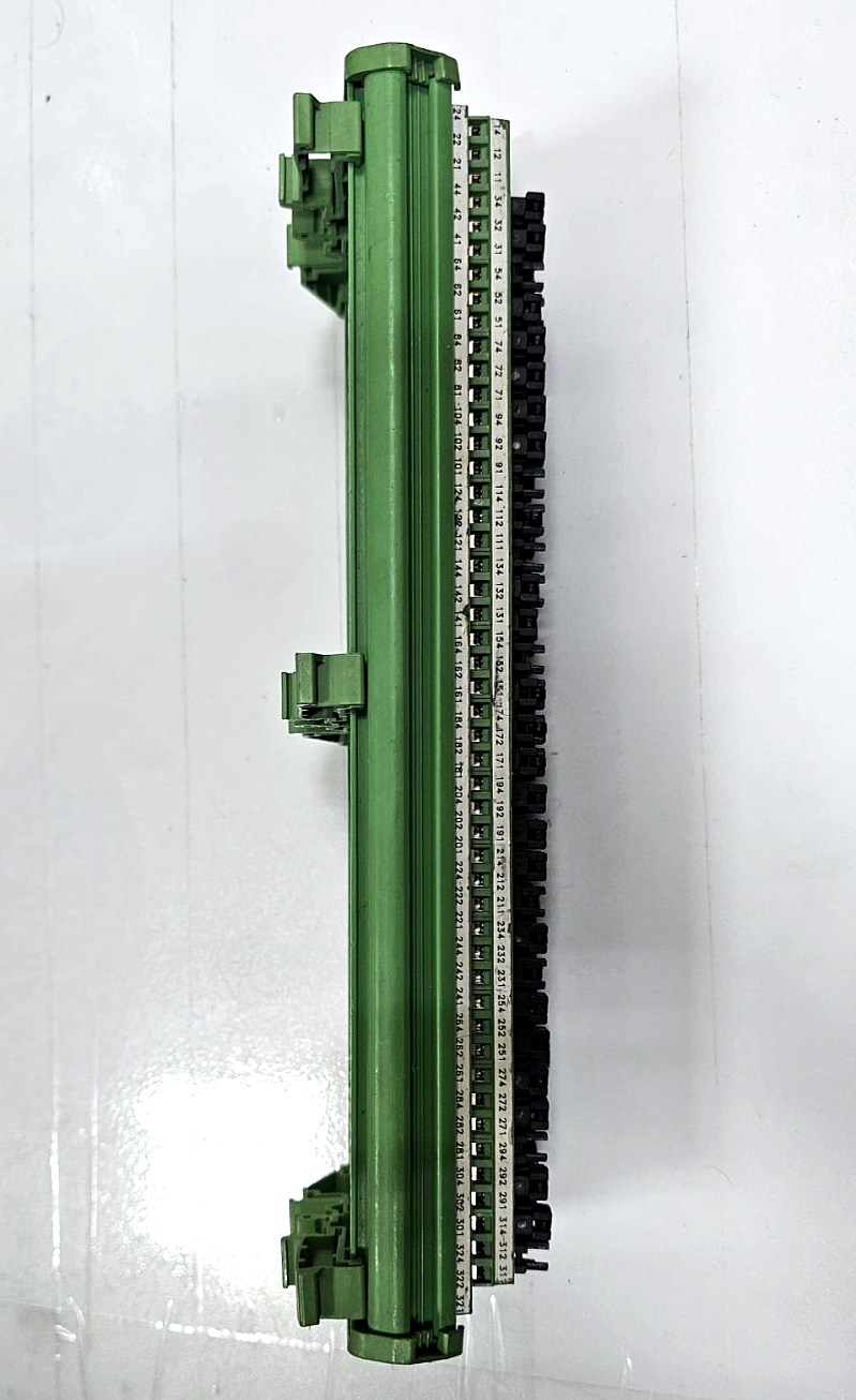 Phoenix Contact UMK32RG24/21/PLC/FSO 4018 Relay Interface Module2