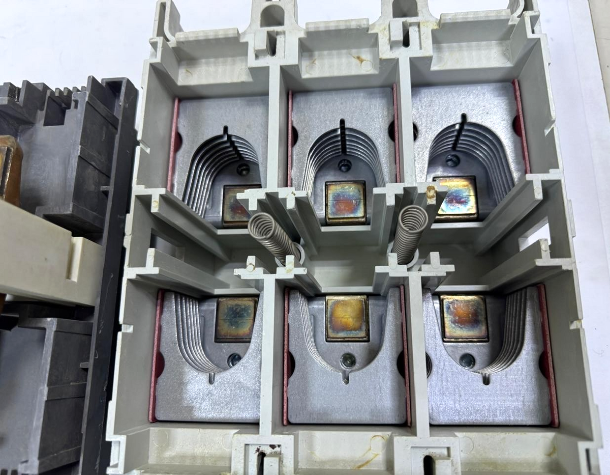 ABB AF58030 Contactor | 750 A | 600 VAC | Coil 48130V AC/DC | Made in Sweden - saleem al tamimi electric equipment trading co llc-UAE