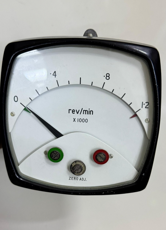 Analog Panel Mount Tachometer Gauge – 0 to 1200 RPM (x1000 rev/min), Industrial - saleem al tamimi electric equipment trading co llc-UAE