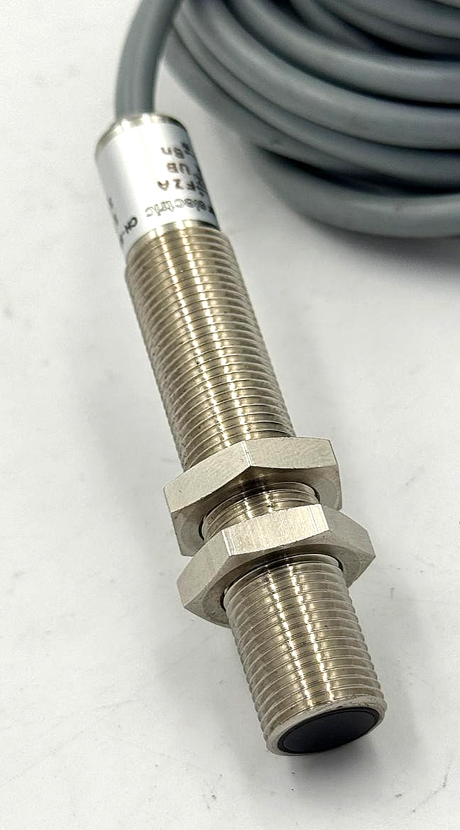 Baumer CH8500 proximity sensor | 1030V | Swiss Made - saleem al tamimi electric equipment trading co llc-UAE
