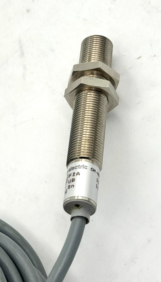 Baumer CH8500 proximity sensor | 1030V | Swiss Made - saleem al tamimi electric equipment trading co llc-UAE