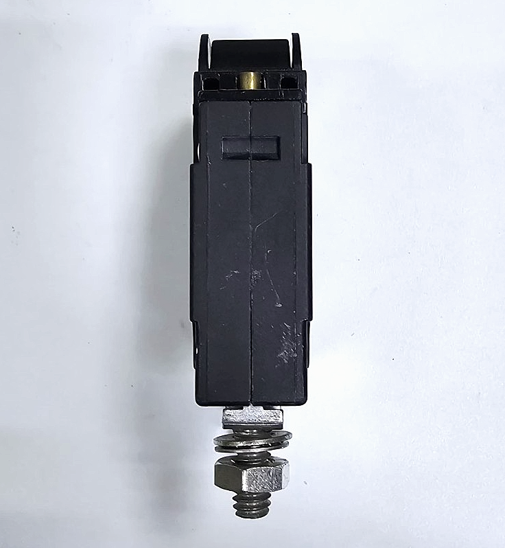 Carling CD1B01464033AD | Rocker Circuit Breaker | 40A1Pole Switch - saleem al tamimi electric equipment trading co llc-UAE