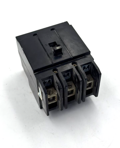 Circuit Breaker 30A | Made in Dominican Republic - saleem al tamimi electric equipment trading co llc-UAE