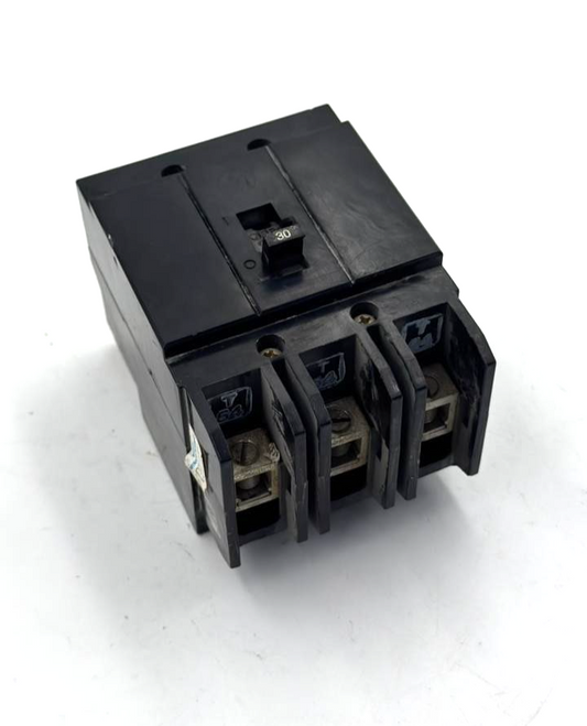 Circuit Breaker 30A | Made in Dominican Republic - saleem al tamimi electric equipment trading co llc-UAE