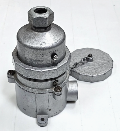 Clang 4Pin Socket Plug| 30A| Vintage Industrial Connector | Made in UK - saleem al tamimi electric equipment trading co llc-UAE