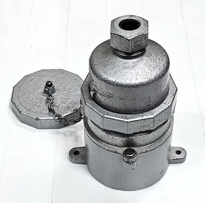 Clang 4Pin Socket Plug| 30A| Vintage Industrial Connector | Made in UK - saleem al tamimi electric equipment trading co llc-UAE
