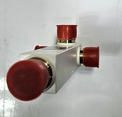 CommScope VDS3CPUSEWH43 | 3Way Low PIM High Power Splitter - saleem al tamimi electric equipment trading co llc-UAE