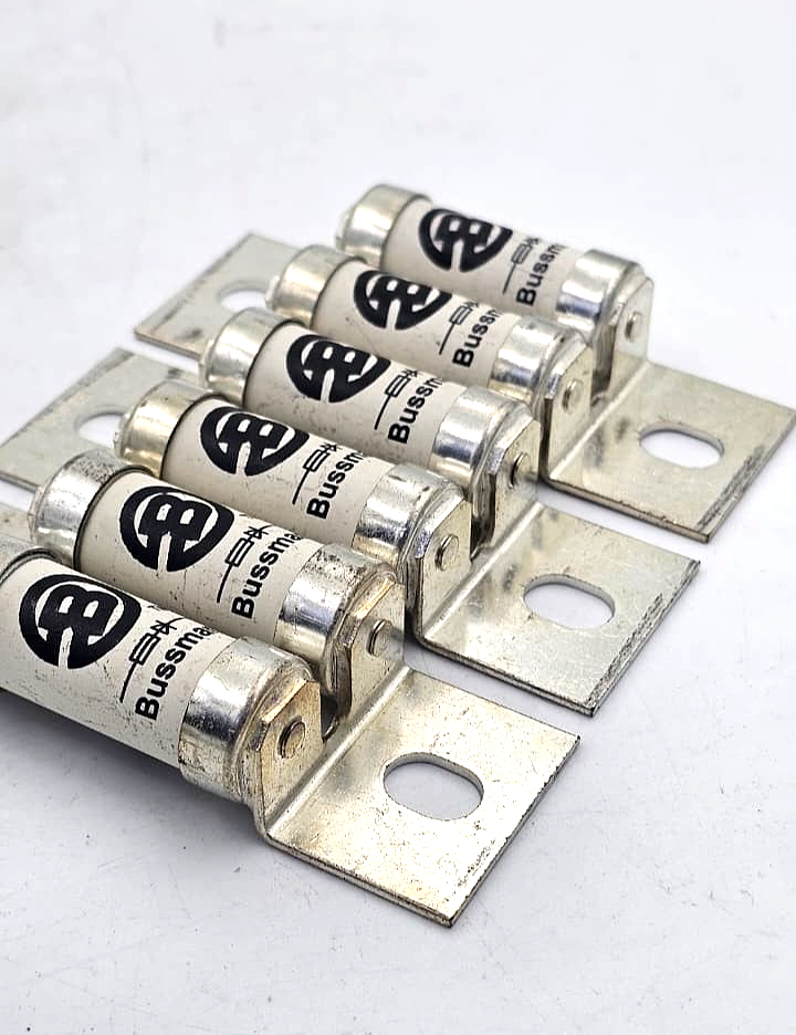 Cooper Bussmann 140FEE Fuse 140A 690V | Made in India ( Pack of 3 pcs ) - saleem al tamimi electric equipment trading co llc-UAE
