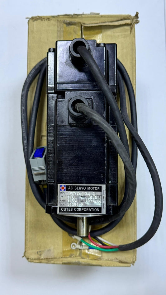 Cutes Corporation S50704EAA0 AC Servo Motor 400W 2.4A 3000 RPM - saleem al tamimi electric equipment trading co llc-UAE