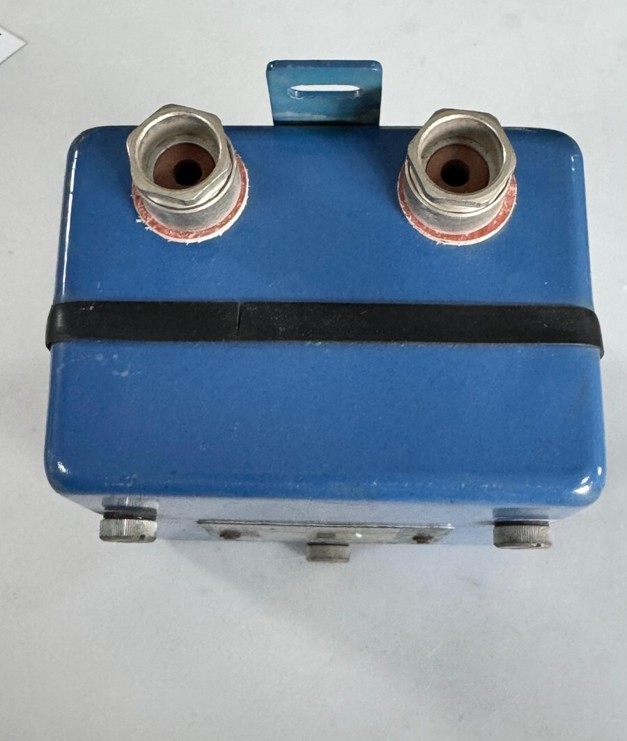DEUTAI WERKE ES 113 dy Speed Control Generator – 24V, 4A, 500VA, 250V, 2800 RPM - saleem al tamimi electric equipment trading co llc-UAE