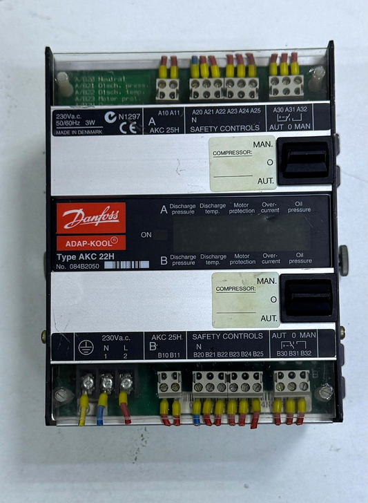 Danfoss ADAPKOOL |  AKC 22H | Refrigeration Controller | Made in Denmark - saleem al tamimi electric equipment trading co llc-UAE