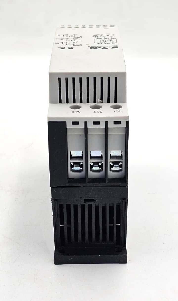 Eaton DS7340SX032N0N Soft Starter – Made in UK ( 1 pcs ) - saleem al tamimi electric equipment trading co llc-UAE