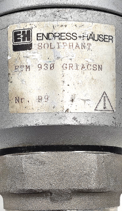 Endress+Hauser Soliphant FTM 930GR1ACSN Vibronic Point Level Switch - saleem al tamimi electric equipment trading co llc-UAE