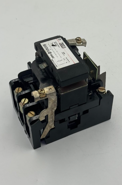 General Electric CR3CLR Motor Starter | 90A | Coil 440V | Made in usa - saleem al tamimi electric equipment trading co llc-UAE