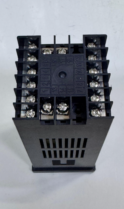 Golink VD2000K4R1OAN Temperature Controller | K(CA) Input 0~400℃ | Relay Output - saleem al tamimi electric equipment trading co llc-UAE