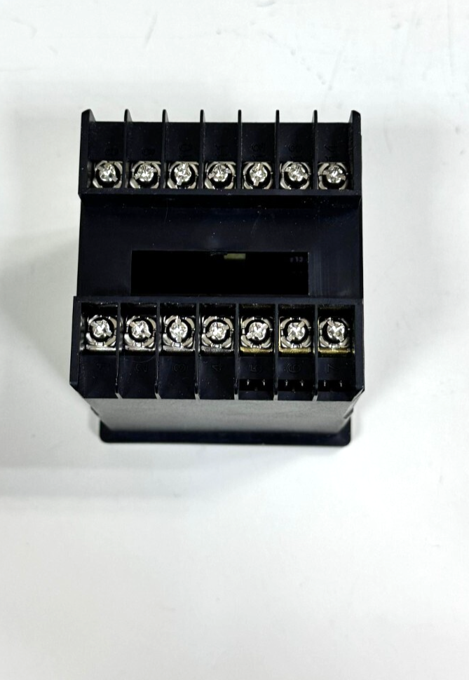 Golink VD2001K4R10AN Temperature Controller | Input: K(CA) | 0~400℃ | Relay - saleem al tamimi electric equipment trading co llc-UAE