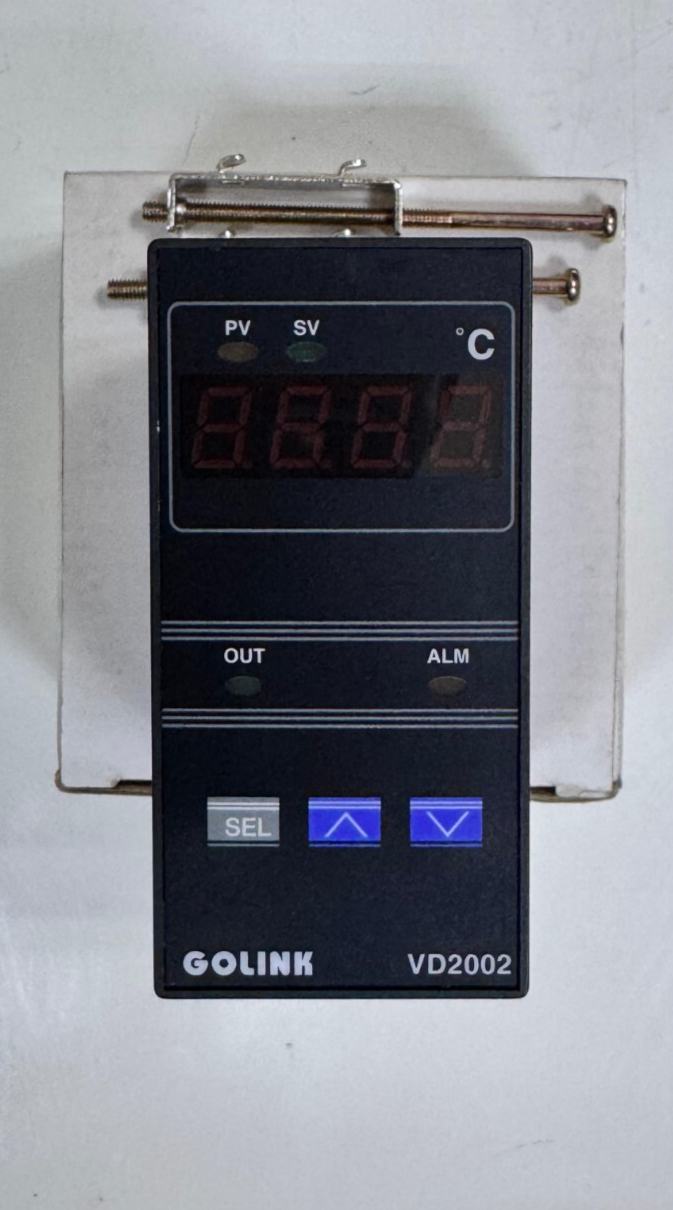 Golink VD2002J3R1DAN Temperature Controller | J Type Input 0~400℃| Relay Output - saleem al tamimi electric equipment trading co llc-UAE