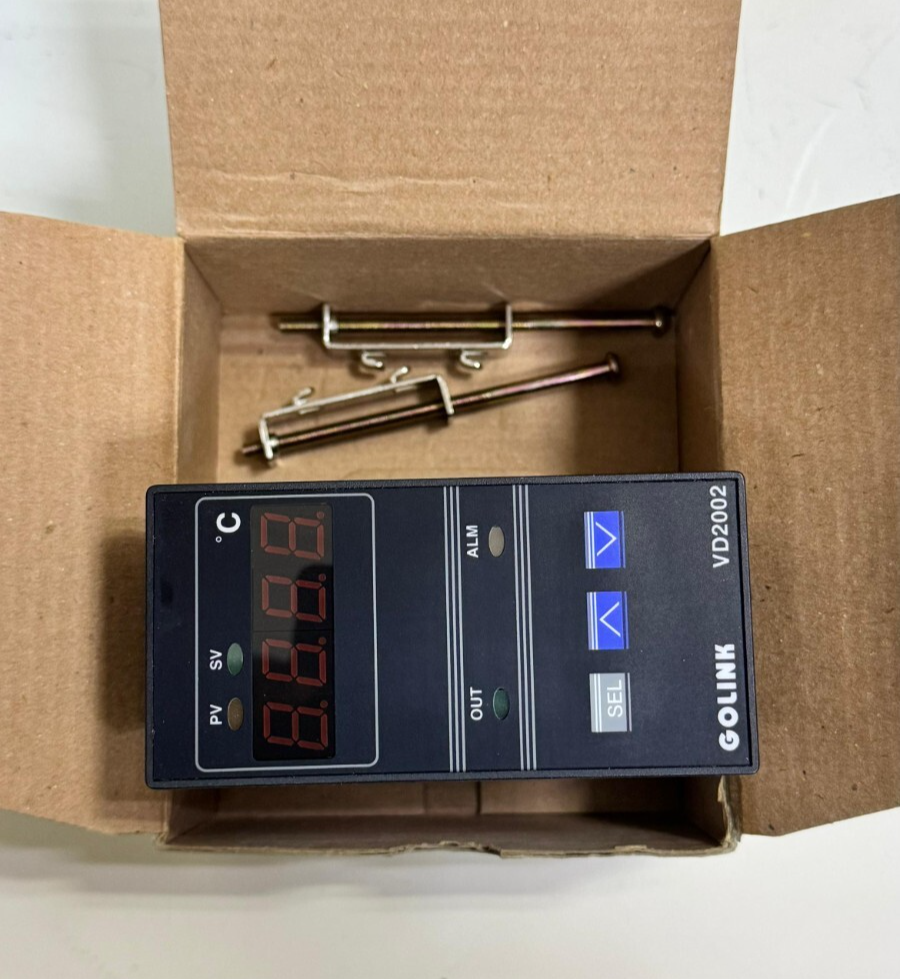 Golink VD2002J3R1DAN Temperature Controller | J Type Input 0~400℃| Relay Output - saleem al tamimi electric equipment trading co llc-UAE