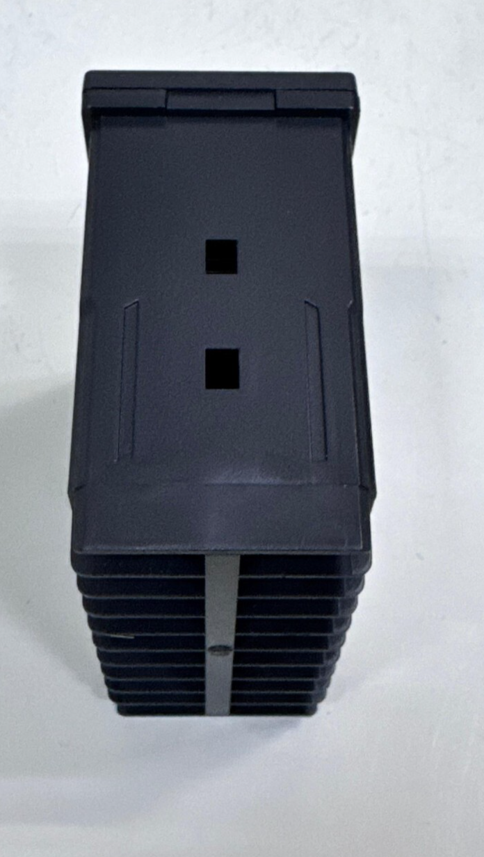 Golink VD2003K4R10AN Temperature Controller | KType Input100240VAC 50/60Hz - saleem al tamimi electric equipment trading co llc-UAE
