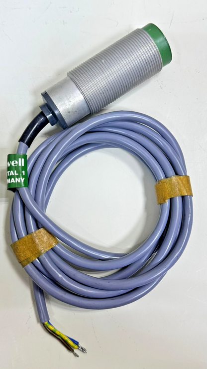 Honeywell 6457 Sensor Module | 20–130 VAC | Max 230mA | Made in Germany - saleem al tamimi electric equipment trading co llc-UAE