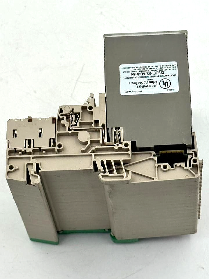 Honeywell XFL522B Distributed I/O Module | Made in Germany ( 1 pcs ) - saleem al tamimi electric equipment trading co llc-UAE