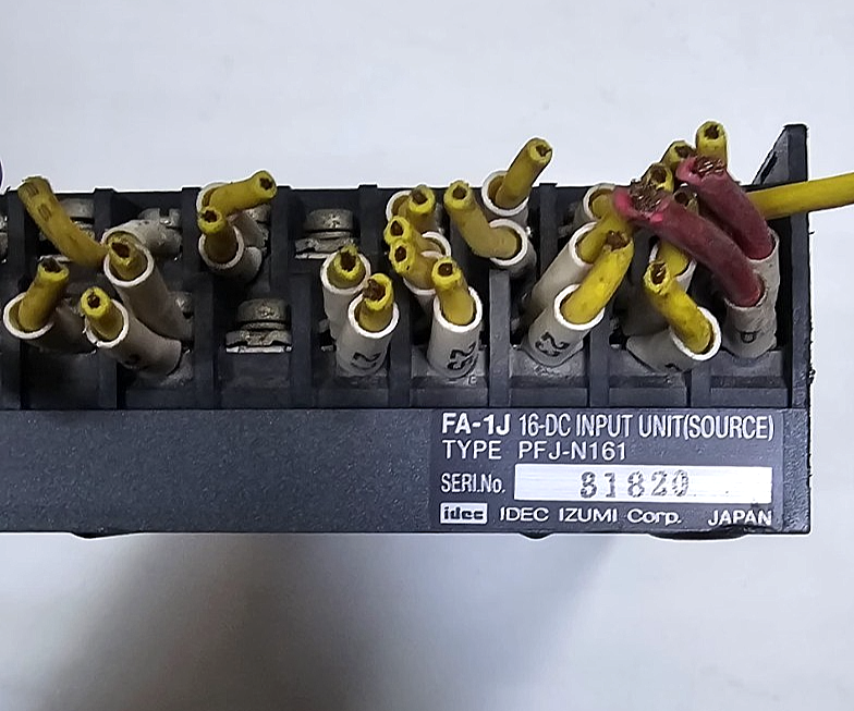 IDEC FA1J | Input PFJN161 16DC | Output PFJT081U 8Relay | Made is Japan - saleem al tamimi electric equipment trading co llc-UAE