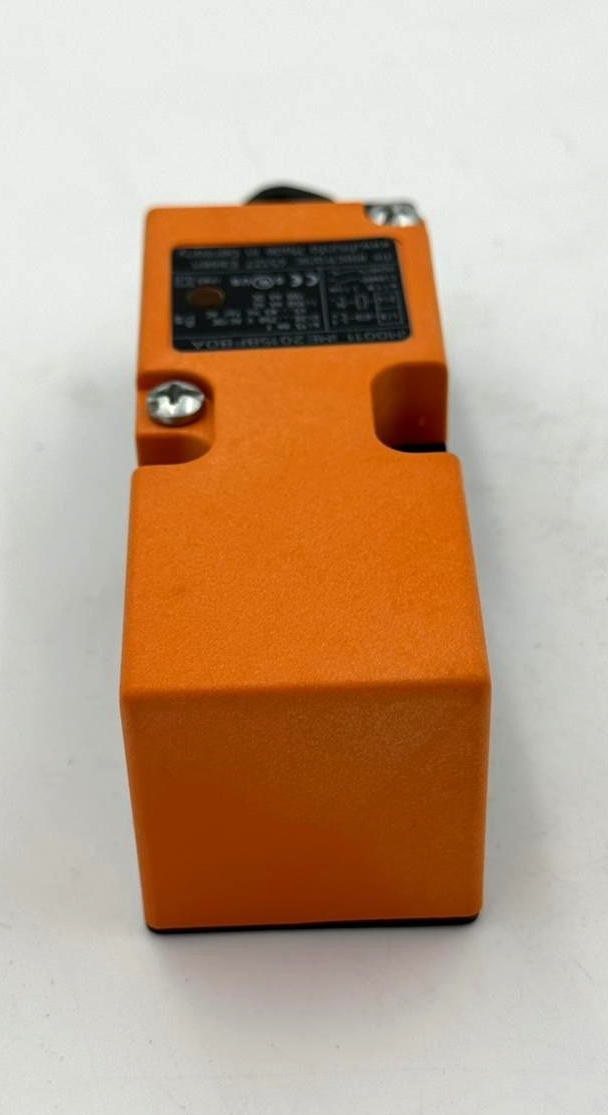 IFM Electronic IM0011 | Inductive Proximity Sensor | IME2015BFBOA ( 1 pcs ) - saleem al tamimi electric equipment trading co llc-UAE