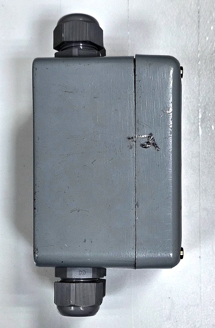 Iskra T31 n2 Push Button Switch | Industrial Control Switch - saleem al tamimi electric equipment trading co llc-UAE