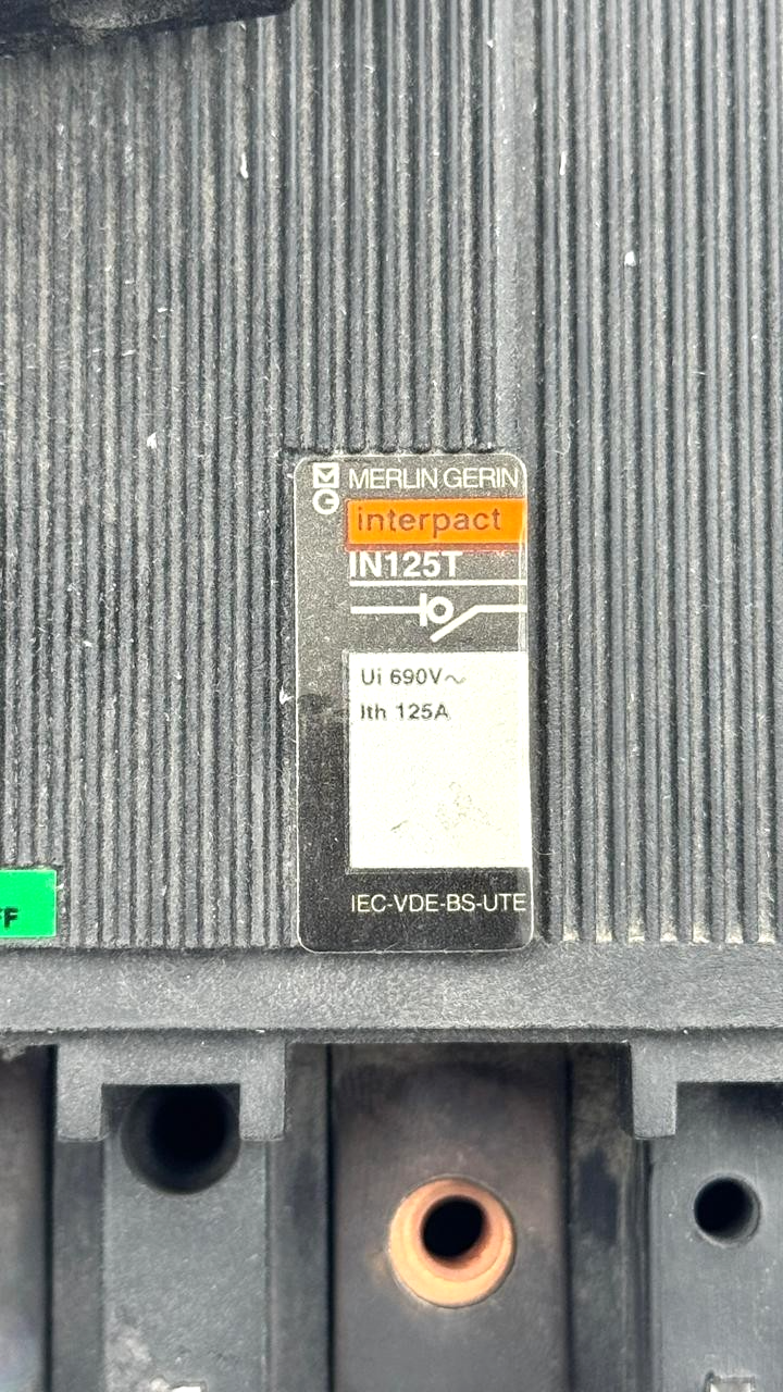 Merlin Gerin Interpact IN125T Switch Disconnector | 125A - saleem al tamimi electric equipment trading co llc-UAE