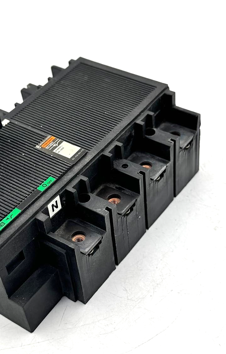 Merlin Gerin Interpact IN125T Switch Disconnector | 125A - saleem al tamimi electric equipment trading co llc-UAE