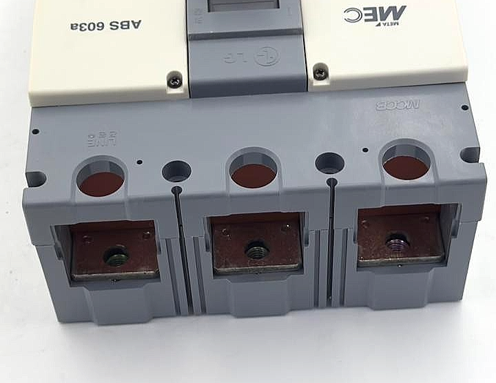 MetaMEC ABS 603a– 600A 3P3E Thermal Magnetic Molded Case Circuit Breaker - saleem al tamimi electric equipment trading co llc-UAE